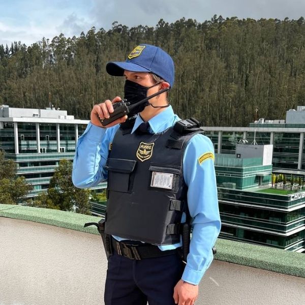 Seguridad residencial fuseg cia ltda